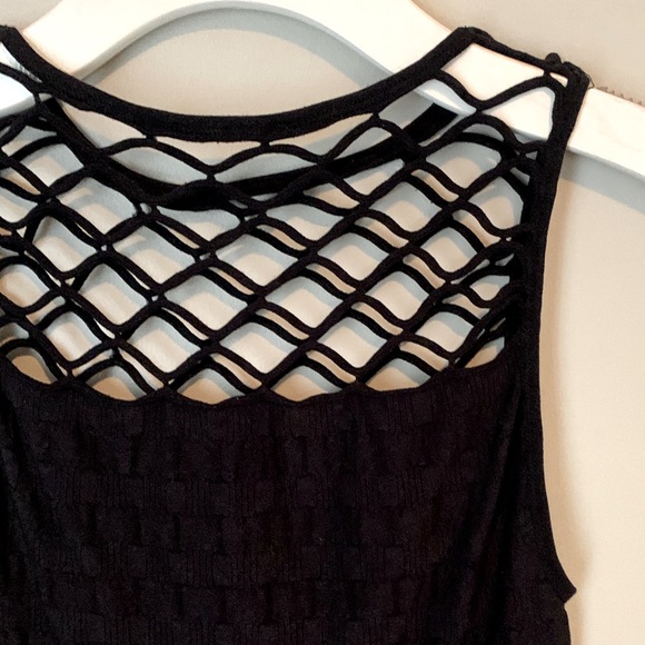 Black camisole spandex type top - Picture 9 of 9